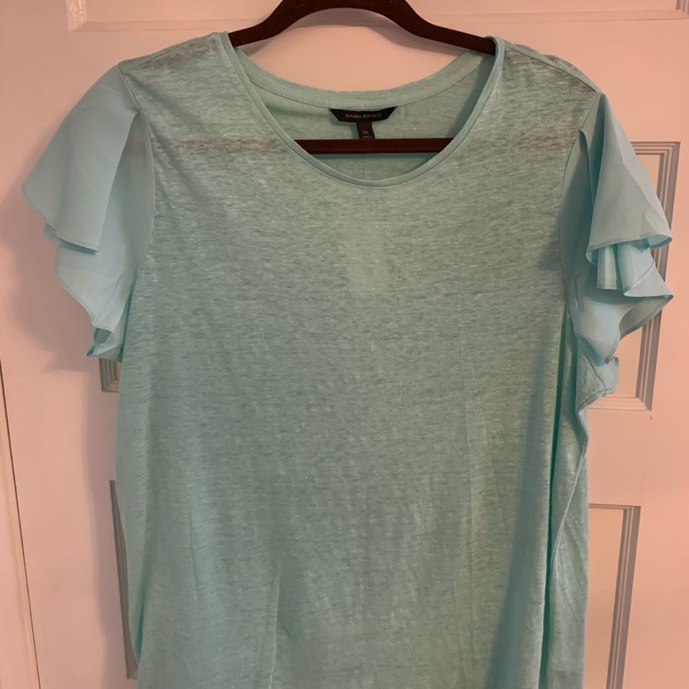 Banana Republic flutter T-shirt